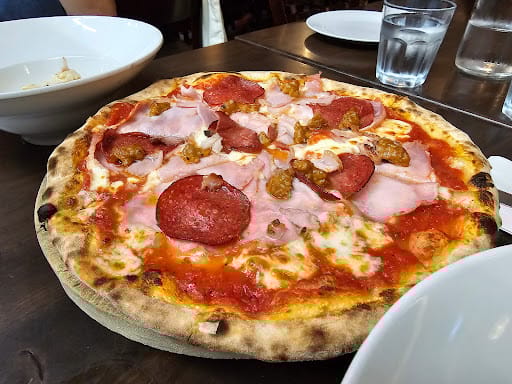 La Pizzaiola @ Dunearn