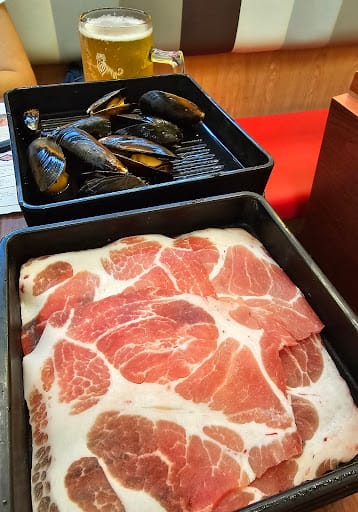 Suki-Ya (All you can eat shabu shabu)