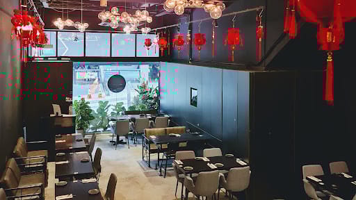 Perle Noire Oyster & Grill Bar