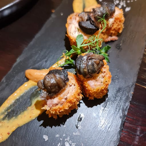 Perle Noire Oyster & Grill Bar