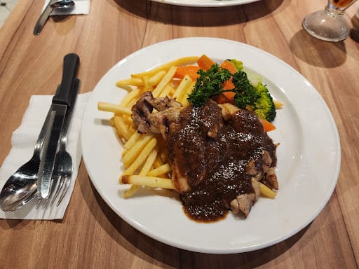 Buddy Hoagies Steak & Grill Restaurant (Rendezvous Hotel Singapore )