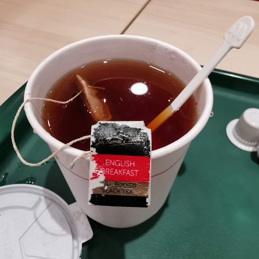 MOS Burger - Junction 8