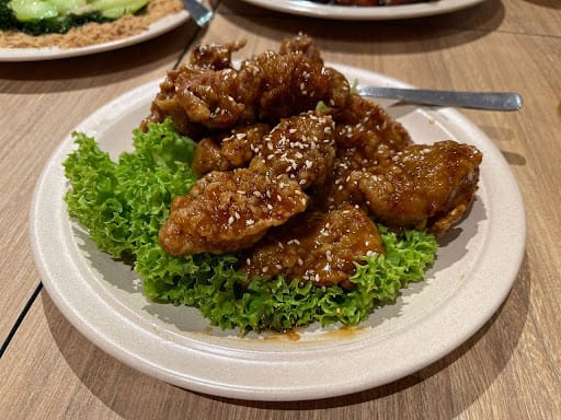 Dian Xiao Er (Causeway Point)