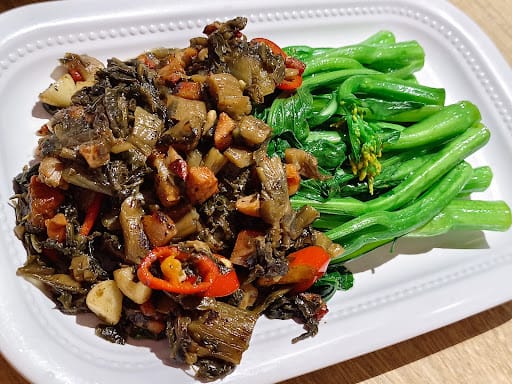 Dian Xiao Er (Causeway Point)