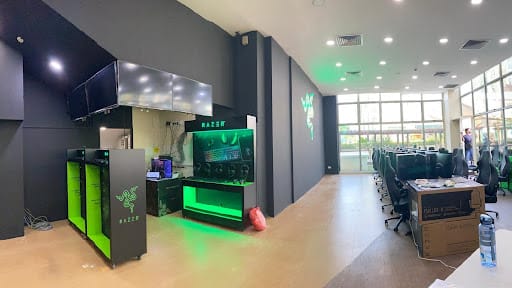 Clique Gaming Safra Jurong Cyber Cafe (LAN Shop)