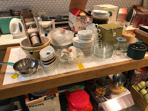 SSVP SHOP Thrift Shop