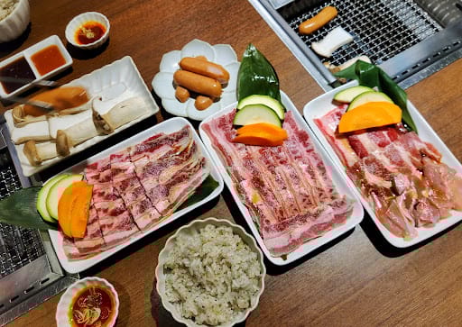 Waa Cow! Yakiniku @ myVillage