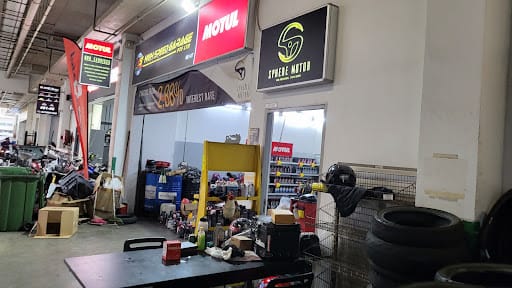 High Speed Garage @ Soon Lee