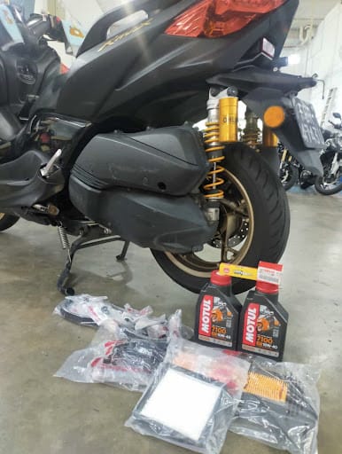 High Speed Garage @ Soon Lee