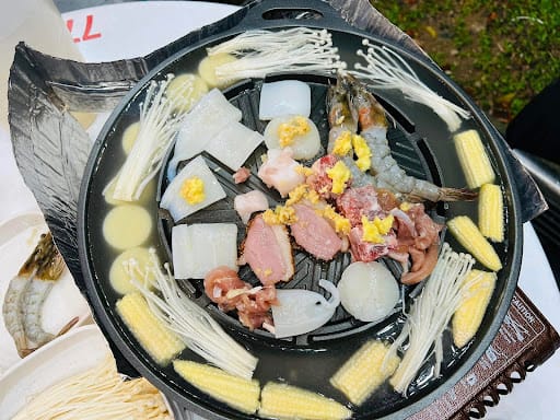 Bangkok Street Mookata - Lor 8 Toa Payoh