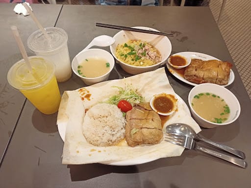 Food Republic @ Causeway Point