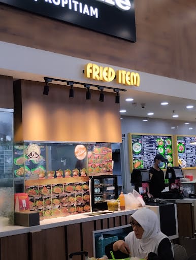 Cantine by Kopitiam (Causeway Point)