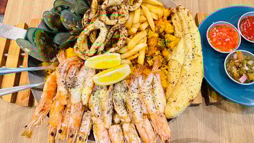 Fish & Co @ Causeway Point