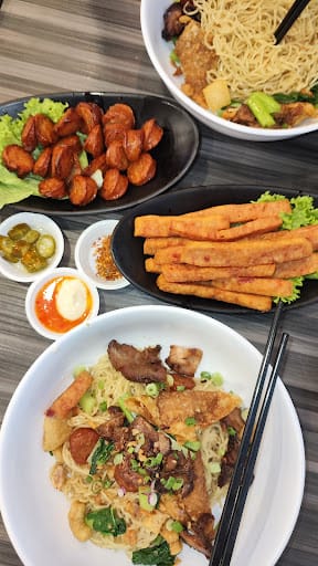 Soi 19 Thai Wanton Mee SPACE@KOVAN