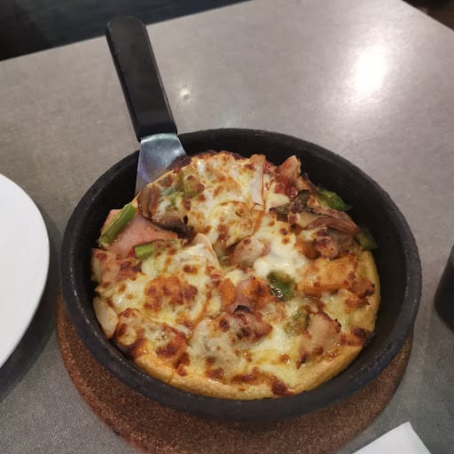 Pizza Hut Waterway Point