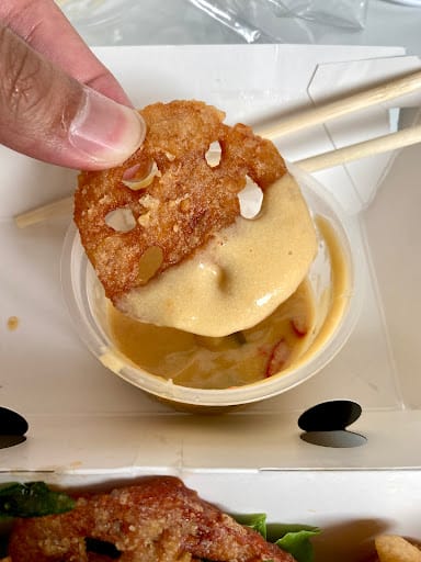 Xian Dan Chao Ren 咸蛋超人 (Waterway Point)