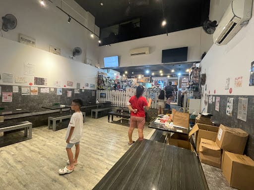 I.N.U Cafe & Boutique