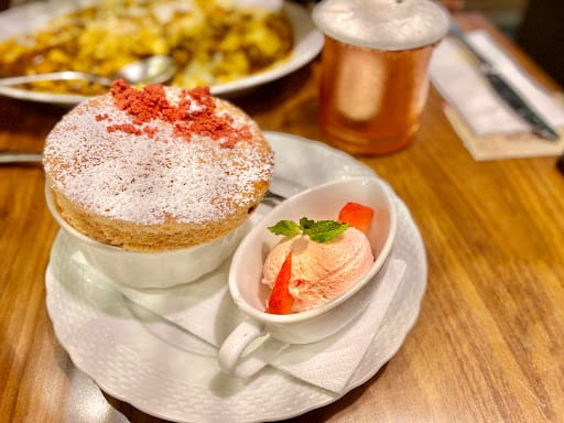 Hoshino Coffee @ Holland V