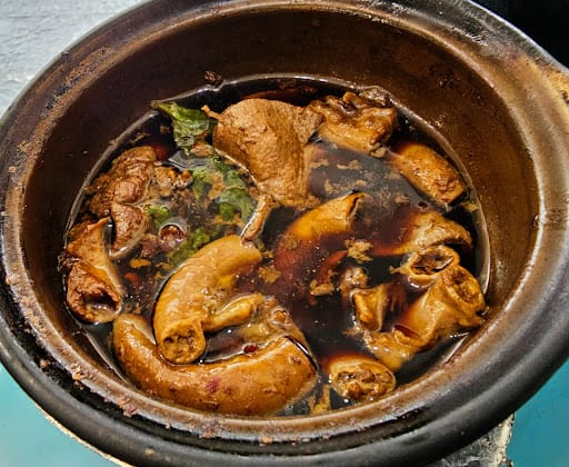 Hong Ji Herbs Bak Kut Teh 宏记