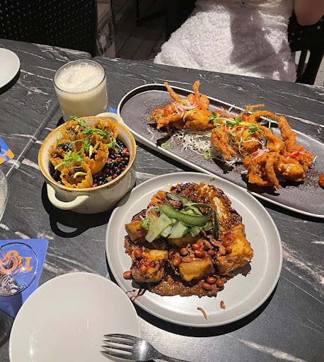 Acid Bar & Restaurant