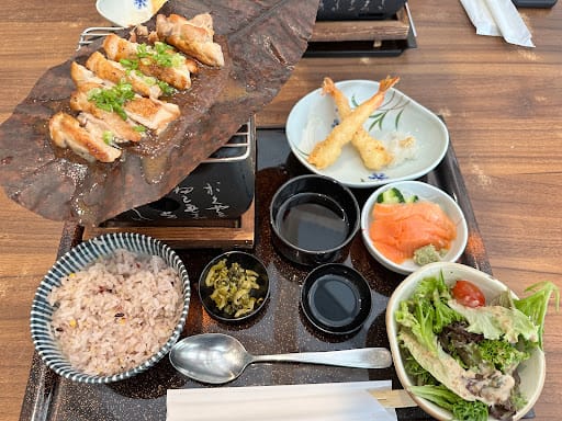 YAYOI The Star Vista