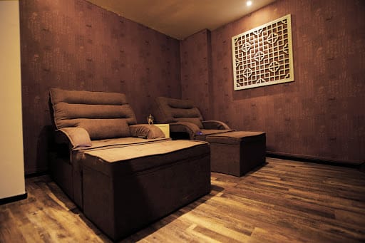 HAN Dynasty @ Thomson