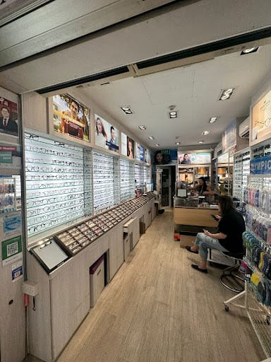 Lens Hub by Lee Heng Group