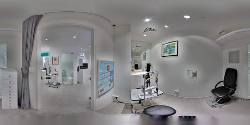 KJ Optometrists (Plaza)