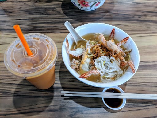 Wen Wen Big Prawn Mee 文文排骨大虾面