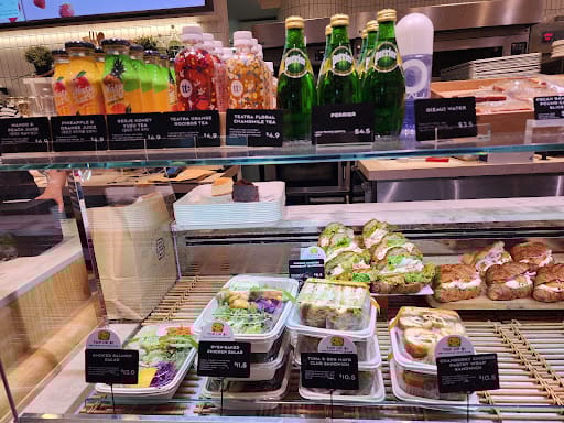 Paris Baguette PLQ Mall