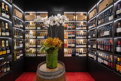 Wine & Kitchen (111 Somerset)