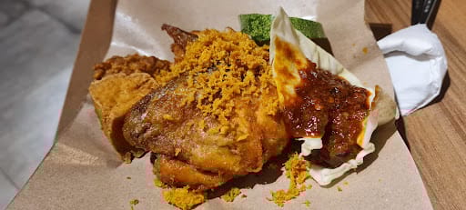 Ayam Penyet President - Century Square Tampines