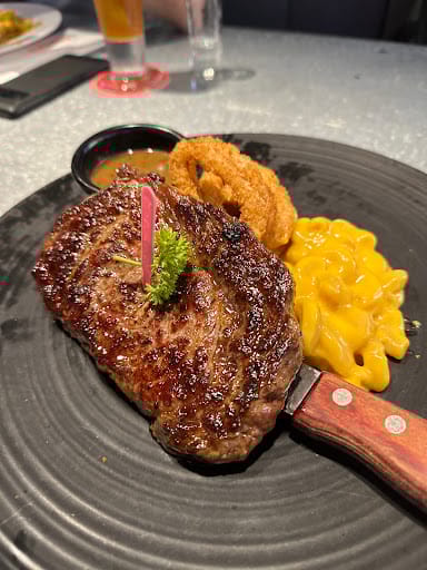 iSTEAKS @ Tampines 1