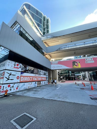 Black.Dot Tattoos Studio