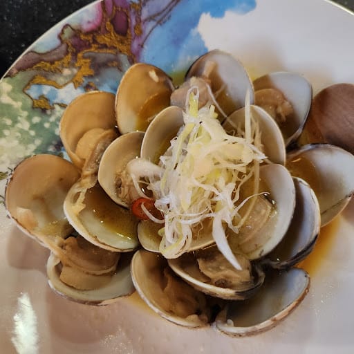 OMU NOMU Craft Sake & Raw Bar