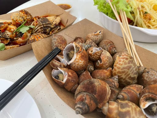 Kin Hoi (Original) Famous Thai Food