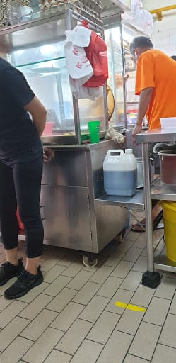 Yang Zhou Fried Hokkien Sotong Prawn Mee 洋洲福建蘇東蝦麵 ( #01-16)