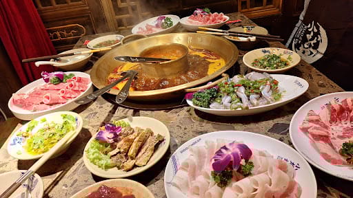 Xiao Long Kan Hotpot
