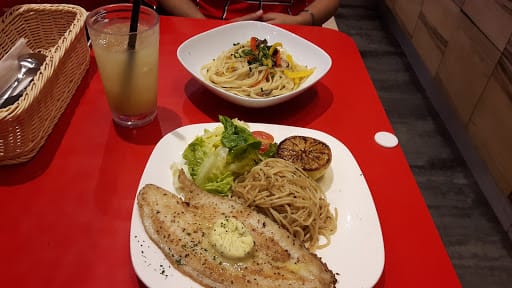 Hot Tomato Bistro (Bedok Mall)