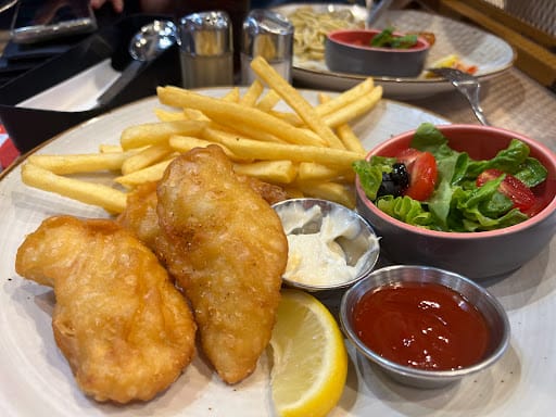 Hot Tomato Bistro (Bedok Mall)