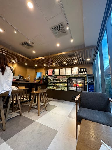Starbucks (Westgate)