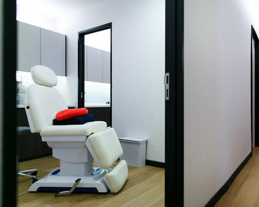 The Clifford Clinic - Aesthetic  Acne  and Hair Transplant Clinic in Singapore