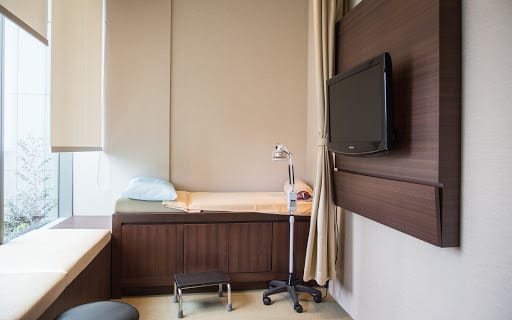 Bao Zhong Tang Premium TCM Centre