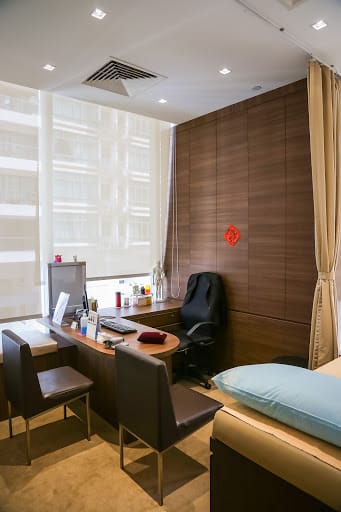 Bao Zhong Tang Premium TCM Centre