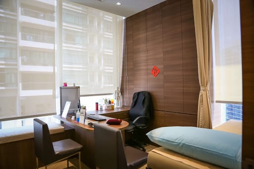 Bao Zhong Tang Premium TCM Centre