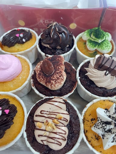 KIROI FRESHLY BAKED CHEESE CAKE