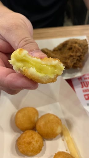 KFC (Causeway Point)