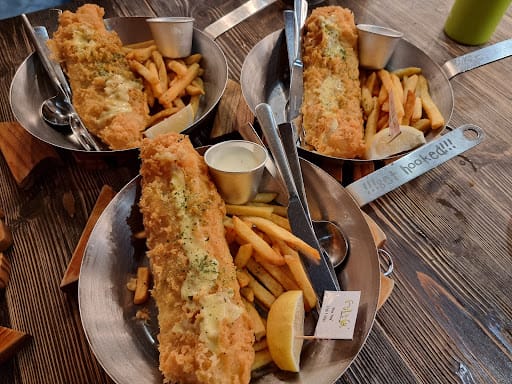 Fish & Co. (AMK Hub)