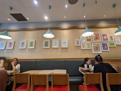 MOS Burger (AMK Hub)