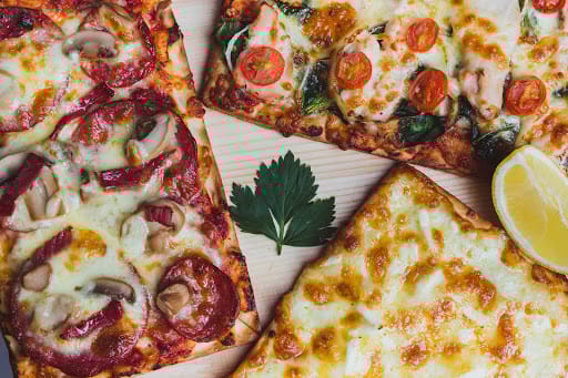 GOURMET PIZZA TO GO!